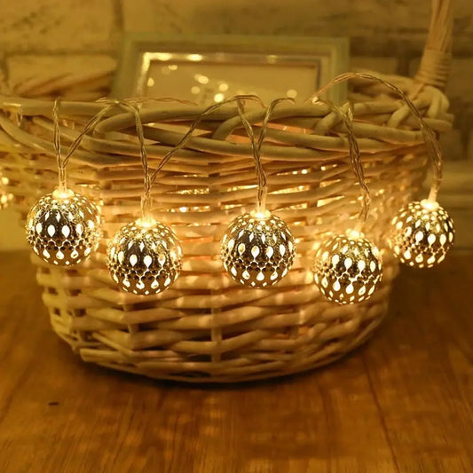 LED Globe Lights Bulb String Hanging Globe Light For Home, Parties decor 3 m