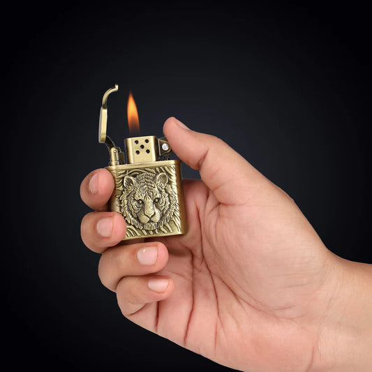 Tiger Embossed Metal Pocket Lighter – Windproof, Refillable, Slim Cigarette Lighter, Durable & Portable 1pc